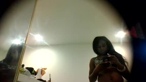 Jazzystelo online show from 10/18/25, 05:32