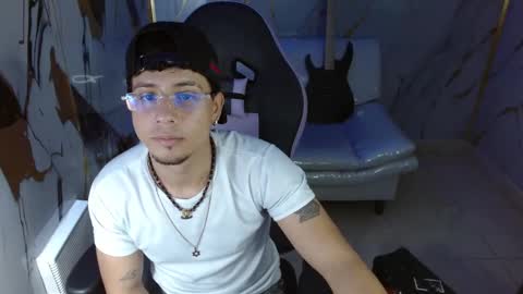 Snapshot of jbarto_ chatting on 05/26/26, 06:04 jbarto_ online show from 05/26/26, 06:04