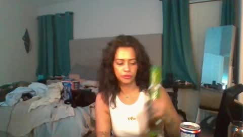 Snapshot of jbayxo619 chatting on 09/21/25, 11:34 jbayxo619 online show from 09/21/25, 11:34