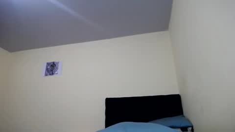 jboy_s online show from 12/17/24, 06:09