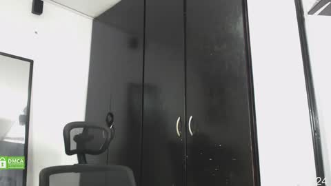 Lin online show from 12/19/24, 02:23