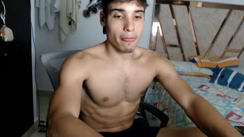 Snapshot of jbunny03 chatting on 03/08/26, 05:44 Lin online show from 03/08/26, 05:44