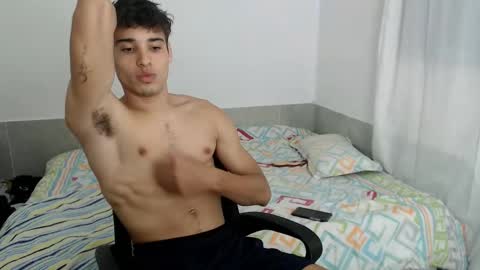 Snapshot of jbunny03 chatting on 03/19/26, 05:33 Lin online show from 03/19/26, 05:33