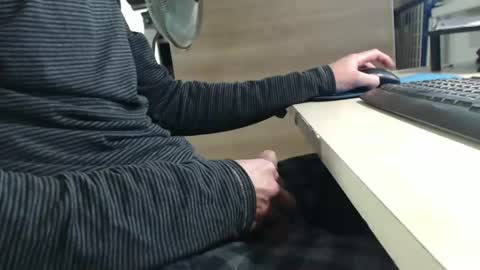 Snapshot of jc200000 chatting on 09/22/25, 05:04 jc200000 online show from 09/22/25, 05:04