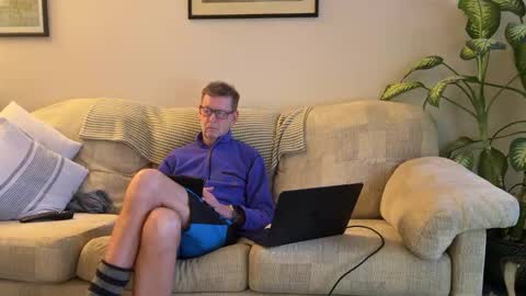 Snapshot of jcar57 chatting on 02/12/26, 04:35 Jon online show from 02/12/26, 04:35