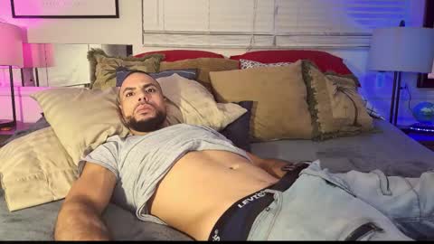 JcMax305 online show from 11/17/25, 11:32