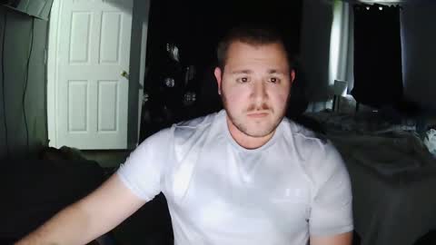 Snapshot of jcool222 chatting on 09/17/25, 07:59 jcool222 online show from 09/17/25, 07:59