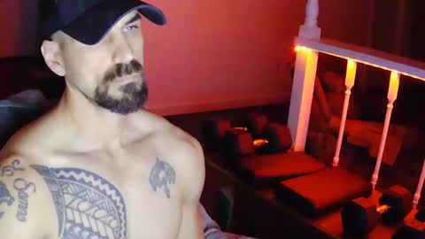 Snapshot of jdcornett85 chatting on 12/05/25, 01:36 jdcornett85 online show from 12/05/25, 01:36