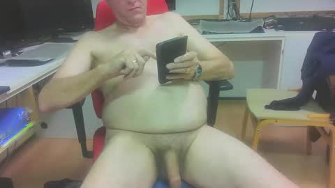 jdegroot7 online show from 10/30/25, 08:09