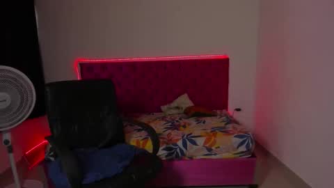 Snapshot of jean_burns chatting on 02/25/26, 07:23 jean_burns online show from 02/25/26, 07:23