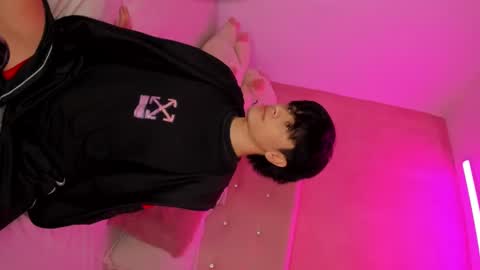Snapshot of jean_dreams chatting on 12/07/24, 01:40 J E A N online show from 12/07/24, 01:40