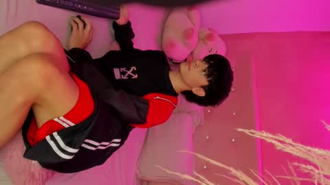 Snapshot of jean_dreams chatting on 12/07/24, 04:47 J E A N online show from 12/07/24, 04:47