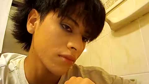 Snapshot of jean_dreams chatting on 12/16/24, 03:08 J E A N online show from 12/16/24, 03:08