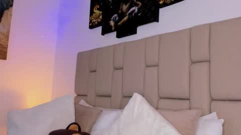 Snapshot of jean_lopez chatting on 03/05/26, 05:58 Jean axelcrow Modelo Independiente online show from 03/05/26, 05:58