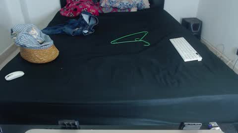 Snapshot of jeancarloscum chatting on 12/17/25, 08:04 Jean Carlos online show from 12/17/25, 08:04