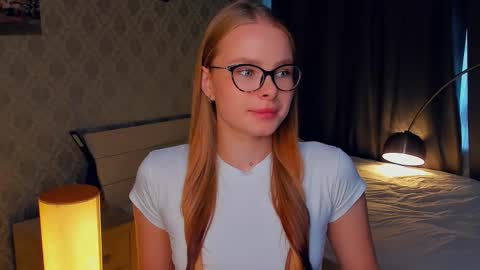 Jenny online show from 10/15/25, 07:41