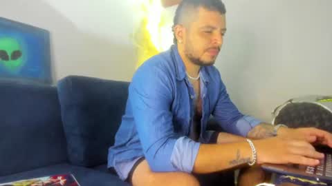 Snapshot of jeann_alex chatting on 06/29/26, 02:29 Jean alex online show from 06/29/26, 02:29