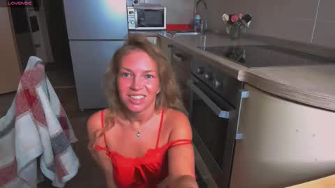 Jeanne online show from 11/14/25, 02:54