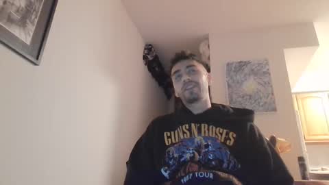 Snapshot of jeanpierbello7 chatting on 12/10/24, 02:27 jean pier bello Silva online show from 12/10/24, 02:27