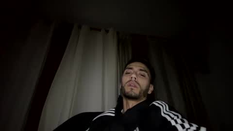 Snapshot of jeanpierbello7 chatting on 12/18/24, 06:32 jean pier bello Silva online show from 12/18/24, 06:32