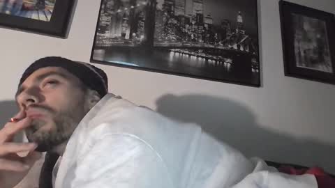 Snapshot of jeanpierbello7 chatting on 12/23/24, 01:08 jean pier bello Silva online show from 12/23/24, 01:08