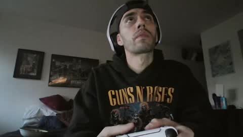 Snapshot of jeanpierbello7 chatting on 01/28/25, 10:01 jean pier bello Silva online show from 01/28/25, 10:01