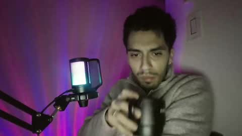 Snapshot of jeanpierbello7 chatting on 02/10/25, 07:04 jean pier bello Silva online show from 02/10/25, 07:04