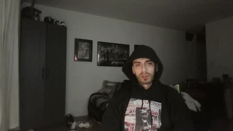 Snapshot of jeanpierbello7 chatting on 03/08/25, 01:28 jean pier bello Silva online show from 03/08/25, 01:28