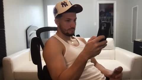 jeanwhitebianco online show from 09/19/25, 07:36