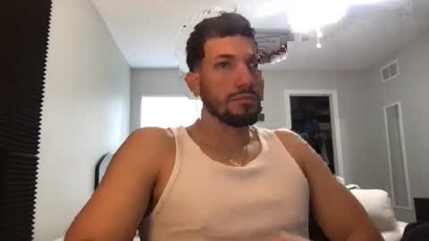 jeanwhitebianco online show from 11/23/25, 03:56