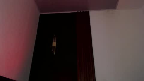 Snapshot of jeanys_sneider chatting on 11/22/25, 02:16 Jeays online show from 11/22/25, 02:16