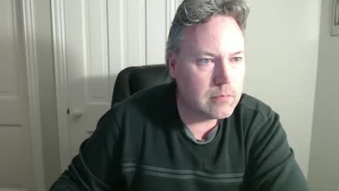 Snapshot of jeb5150 chatting on 02/05/25, 05:41 JE online show from 02/05/25, 05:41