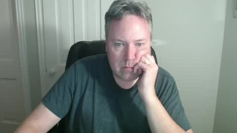 Snapshot of jeb5150 chatting on 11/09/25, 03:27 JE online show from 11/09/25, 03:27