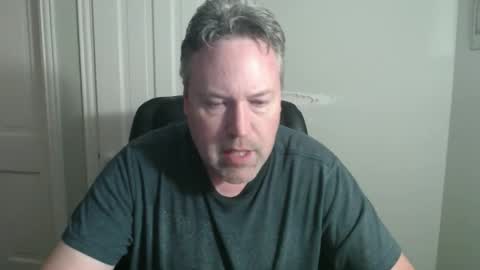 Snapshot of jeb5150 chatting on 11/16/25, 08:09 JE online show from 11/16/25, 08:09