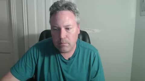 Snapshot of jeb5150 chatting on 11/20/25, 04:01 JE online show from 11/20/25, 04:01