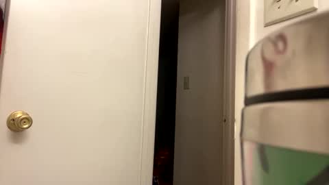 Snapshot of jeddahdolly chatting on 02/04/25, 04:48 jeddahdolly online show from 02/04/25, 04:48