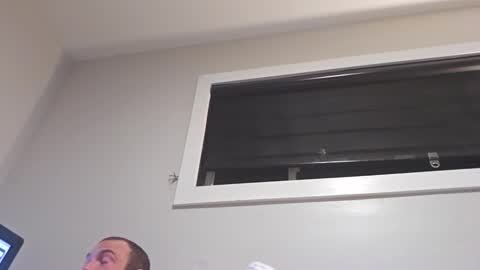 jedilaur online show from 12/02/25, 10:31