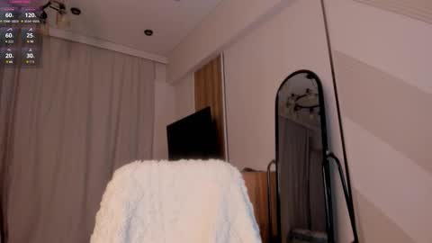 Snapshot of jee__son chatting on 03/13/26, 02:12 jee__son online show from 03/13/26, 02:12