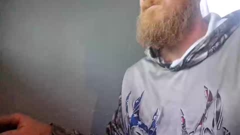 Snapshot of jeepcod87 chatting on 05/09/26, 10:53 jeepcod87 online show from 05/09/26, 10:53