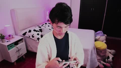  J E V D  online show from 09/30/25, 03:33