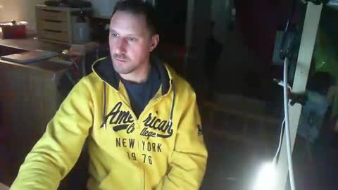 Snapshot of jef74700 chatting on 01/06/25, 04:47 Jrme online show from 01/06/25, 04:47