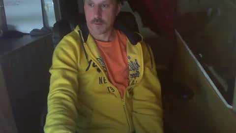 Snapshot of jef74700 chatting on 03/02/25, 05:23 Jrme online show from 03/02/25, 05:23