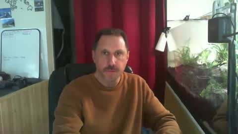 Snapshot of jef74700 chatting on 03/09/25, 08:40 Jrme online show from 03/09/25, 08:40