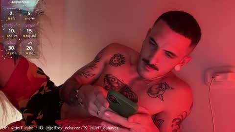 Jeff and Mugi  Independent model online show from 10/25/25, 04:13