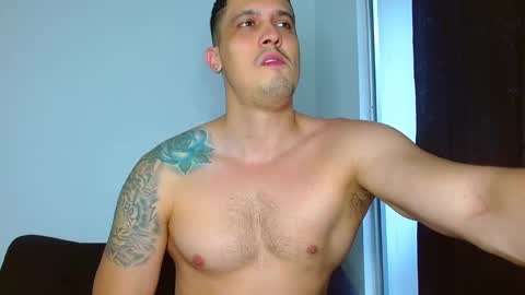 Snapshot of jeff_deall chatting on 01/02/25, 10:44 Jeff Deal online show from 01/02/25, 10:44