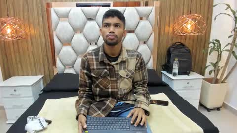 Snapshot of jeff_nick chatting on 10/21/25, 11:22 Jeff Nick online show from 10/21/25, 11:22