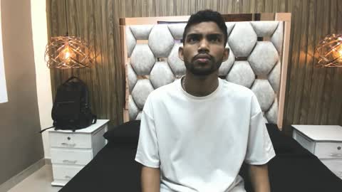 Snapshot of jeff_nick chatting on 10/23/25, 11:20 Jeff Nick online show from 10/23/25, 11:20