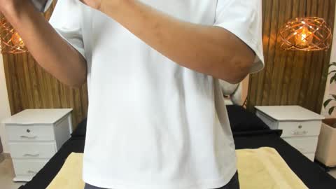 Snapshot of jeff_nick chatting on 10/27/25, 11:47 Jeff Nick online show from 10/27/25, 11:47