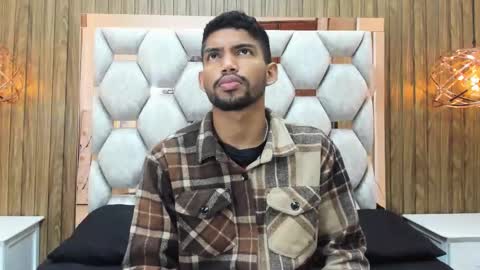 Snapshot of jeff_nick chatting on 10/28/25, 10:52 Jeff Nick online show from 10/28/25, 10:52