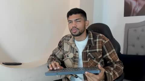 Snapshot of jeff_nick chatting on 11/05/25, 10:59 Jeff Nick online show from 11/05/25, 10:59